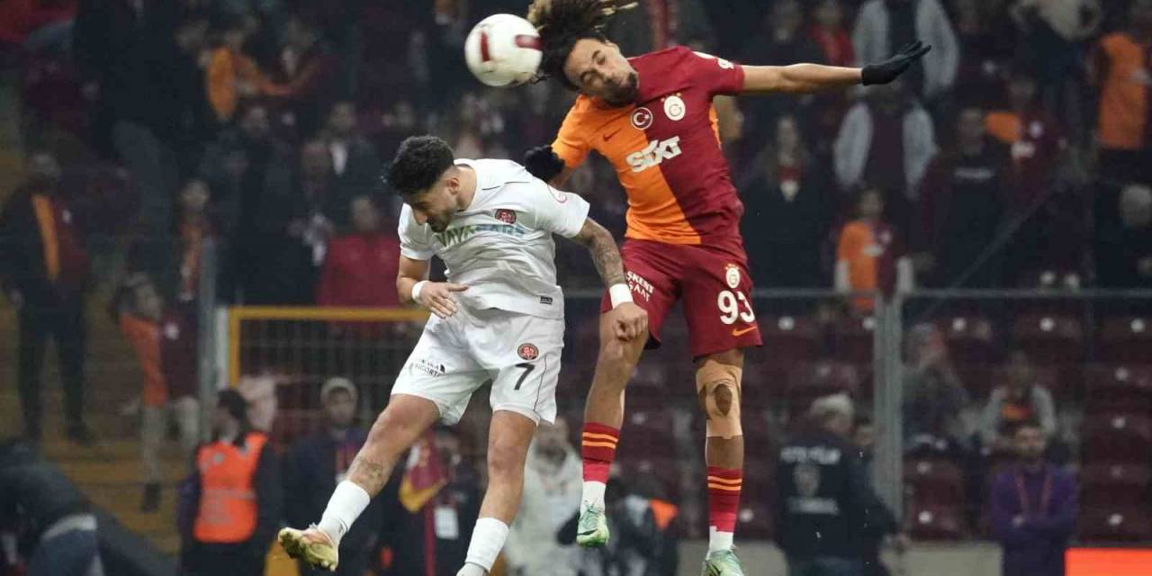 Galatasaray’da Derbi Öncesi Sarı Kart Sınırındakilerde Kart Görmedi