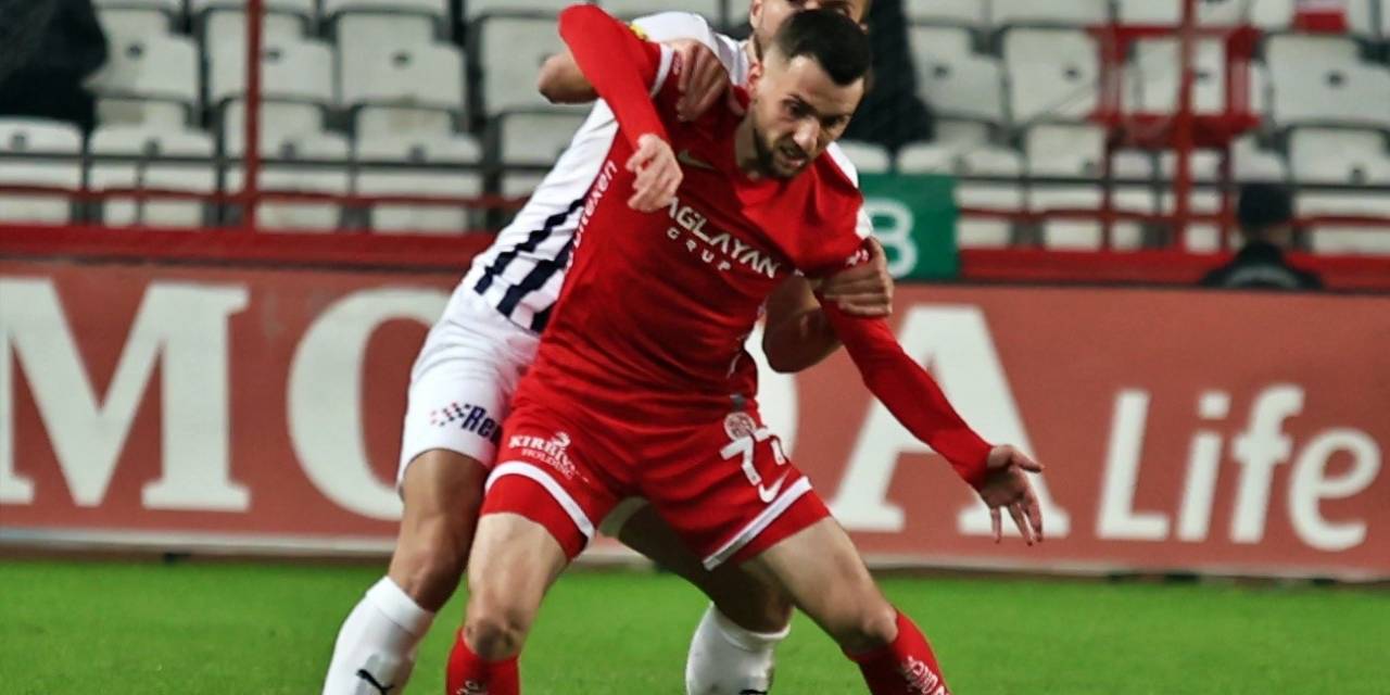 Trendyol Süper Lig: Antalyaspor: 0 - Kasımpaşa: 0 (Maç Sonucu)
