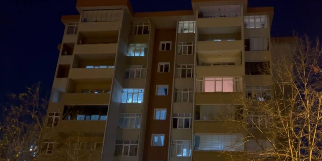 Esenyurt’ta Yaşadığı Evin 9. Katından Düşen Kadın Hayatını Kaybetti