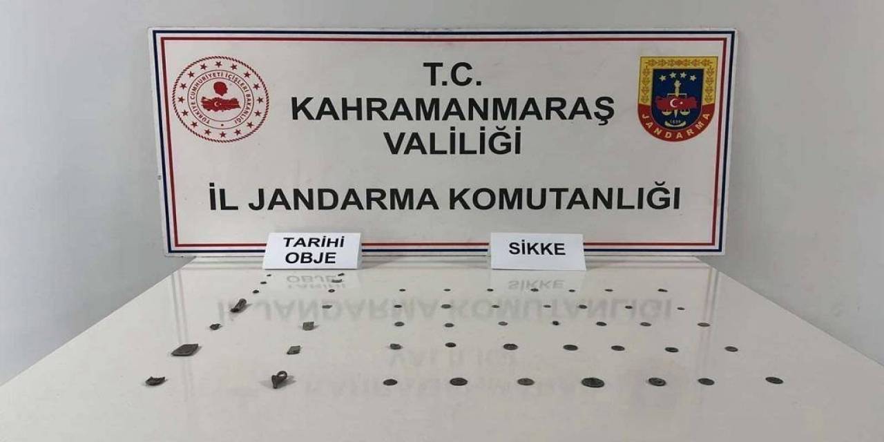 Kahramanmaraş’ta Sikke Ve Tarihi Objeler Ele Geçirildi