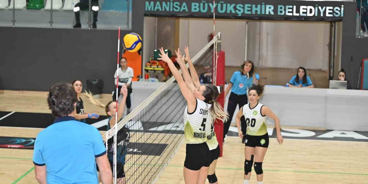 Manisa Bbsk Sultanları Set Vermedi