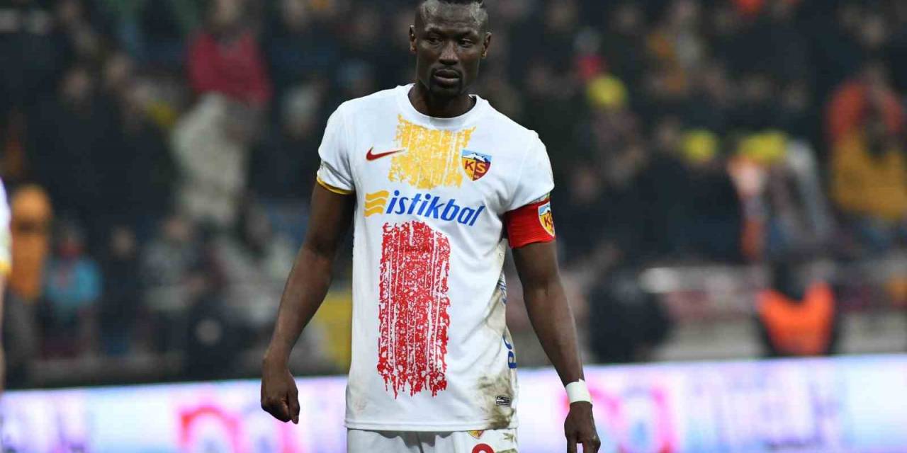 Mame Baba Thiam 11. Golünü Attı