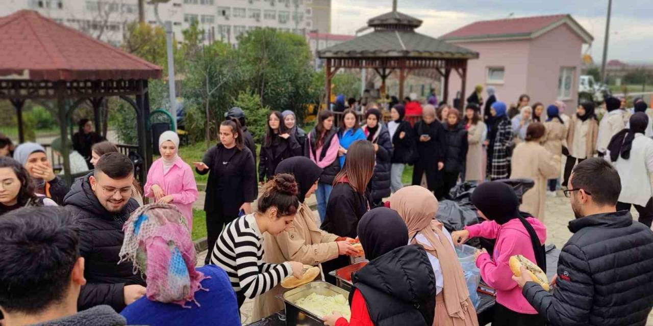 Öğrenciler Hamsiye Doydu