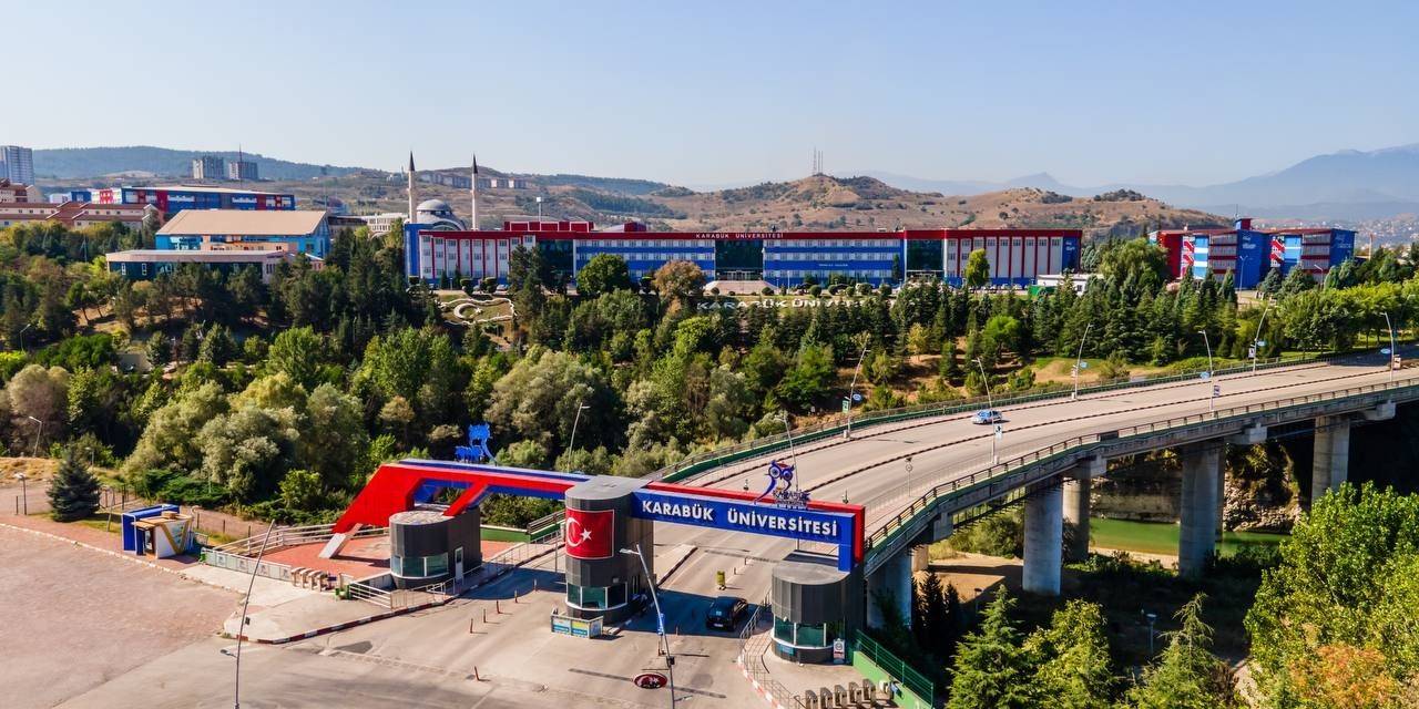 Karabük Üniversitesi Yükselişini Sürdürüyor