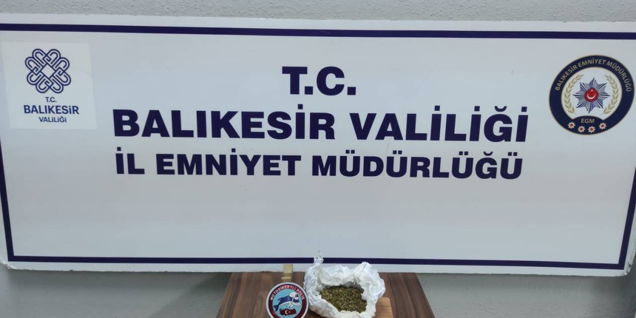 Edremit’te Yunus Timleri 40 Gram Bonzai Ele Geçirdi