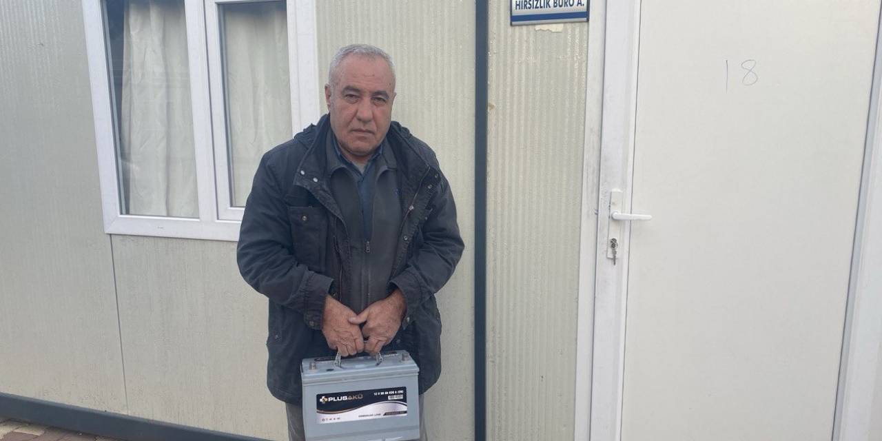 Çalınan Akü Bulunarak Sahibine Teslim Edildi
