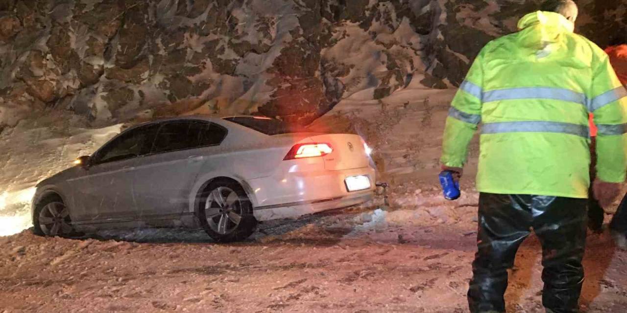 Antalya-konya Karayolunda Kar Yağışı