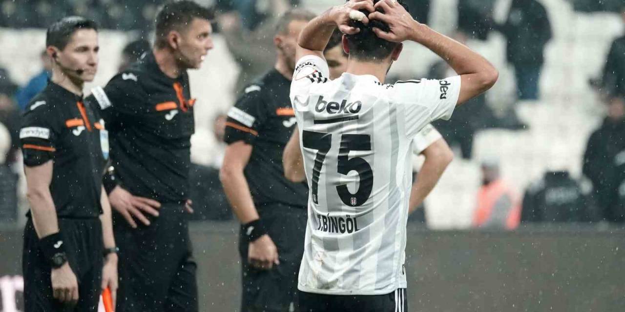Trendyol Süper Lig: Beşiktaş: 1 - Alanyaspor: 3 (Maç Sonucu)