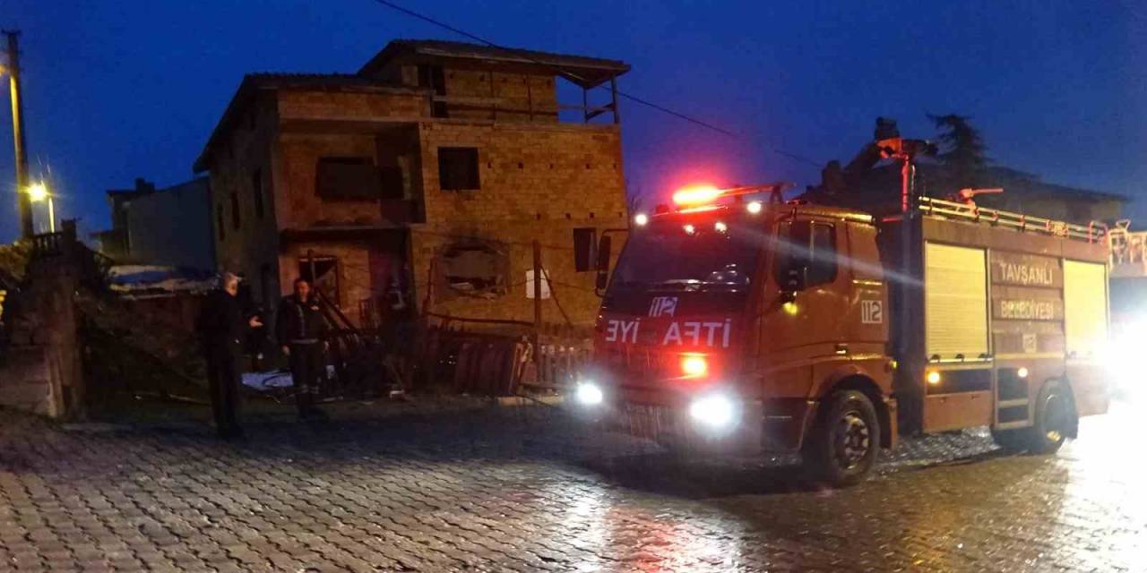 Tavşanlı’da Korkutan Yangın
