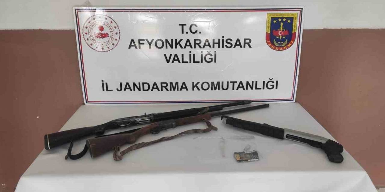 Uyuşturucu Operasyonunda 5 Kişi Gözaltına Alındı