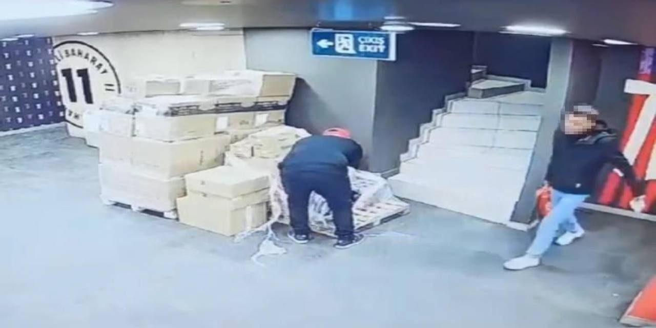 Maltepe’de Müşteri Gibi Gelip Yangın Tüpünü Çaldı