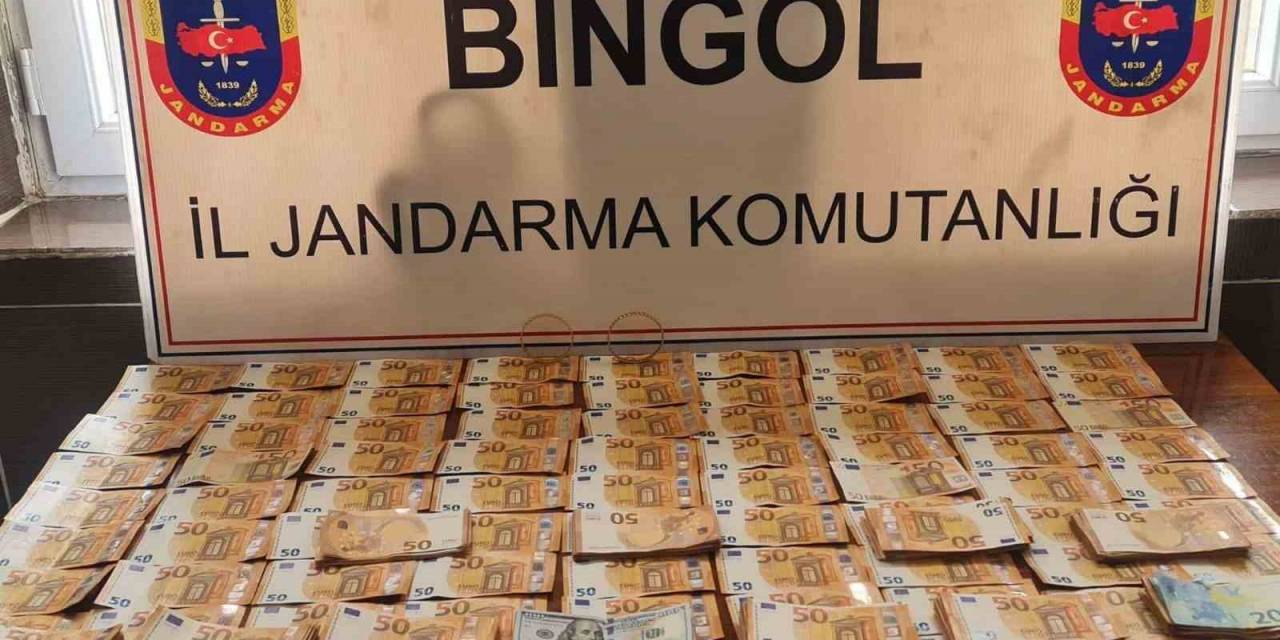 Bingöl’de Kendilerini Savcı Olarak Tanıtıp Vatandaşı Dolandıran 4 Şüpheli Yakalandı