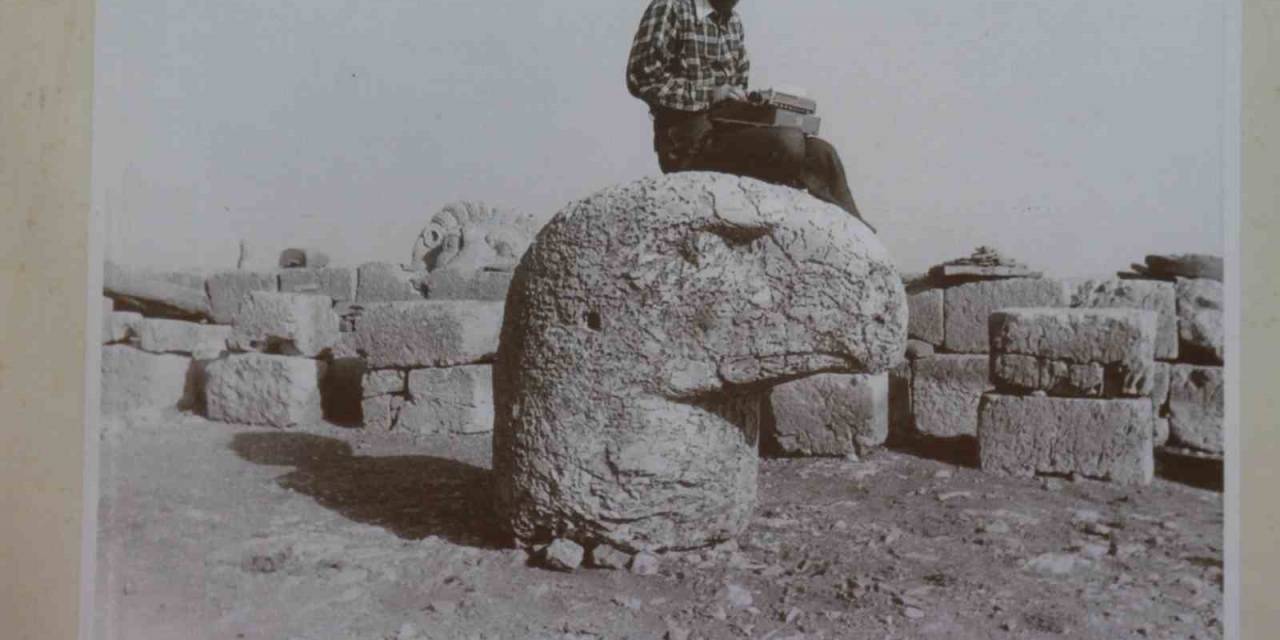 Alman Arkeolog Prof. Dr. Friedric Karl Dörner’in Fotoğraf Arşivi Teslim Edildi