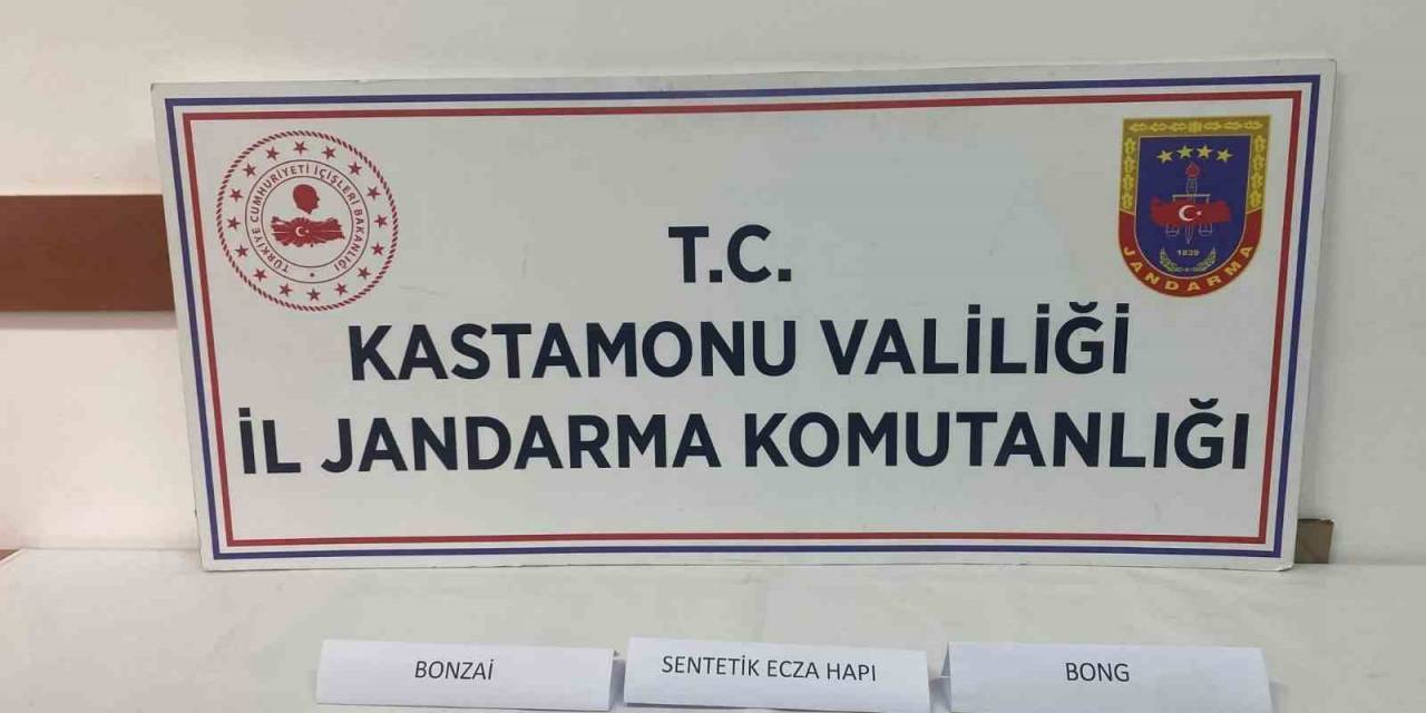 Kastamonu’da Uyuşturucuyla Yakalanan 5 Kişi Gözaltına Alındı