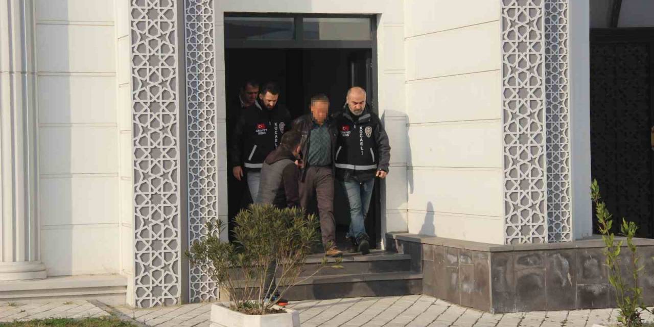 18 Yıllık Sır Perdesi