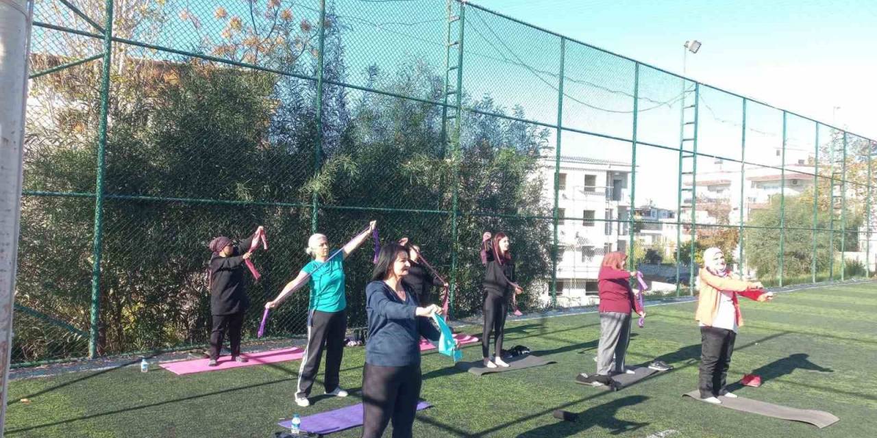 Ev Hanımları Güne Sabah Sporuyla Başlıyor