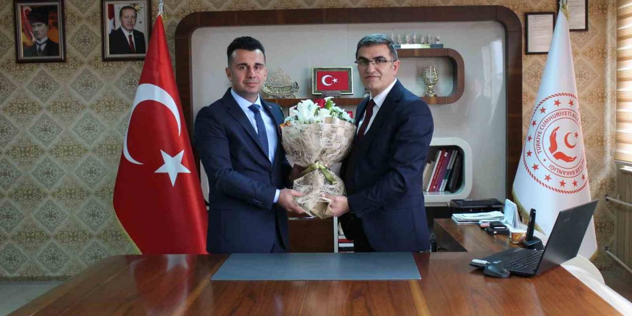 İlbaş Görevini Aykut’a Devretti