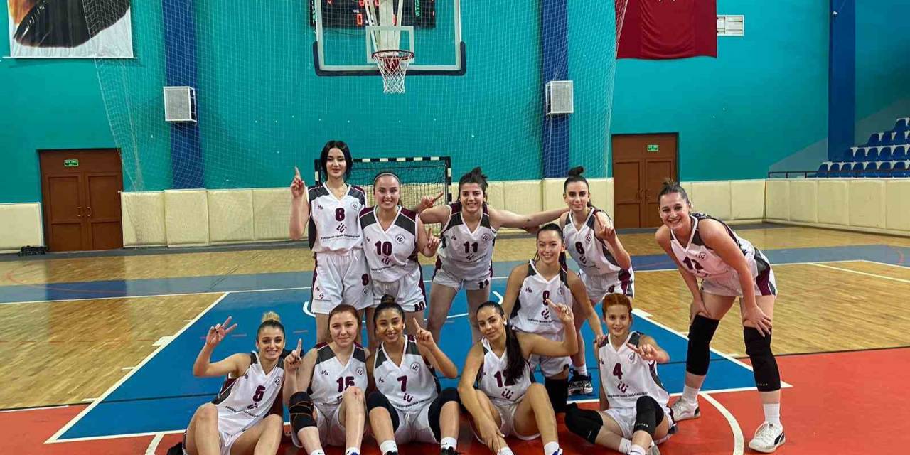 Estü Erkek Ve Kadın Basketbol Takımları Kütahya’da Şampiyonluk Yaşadı