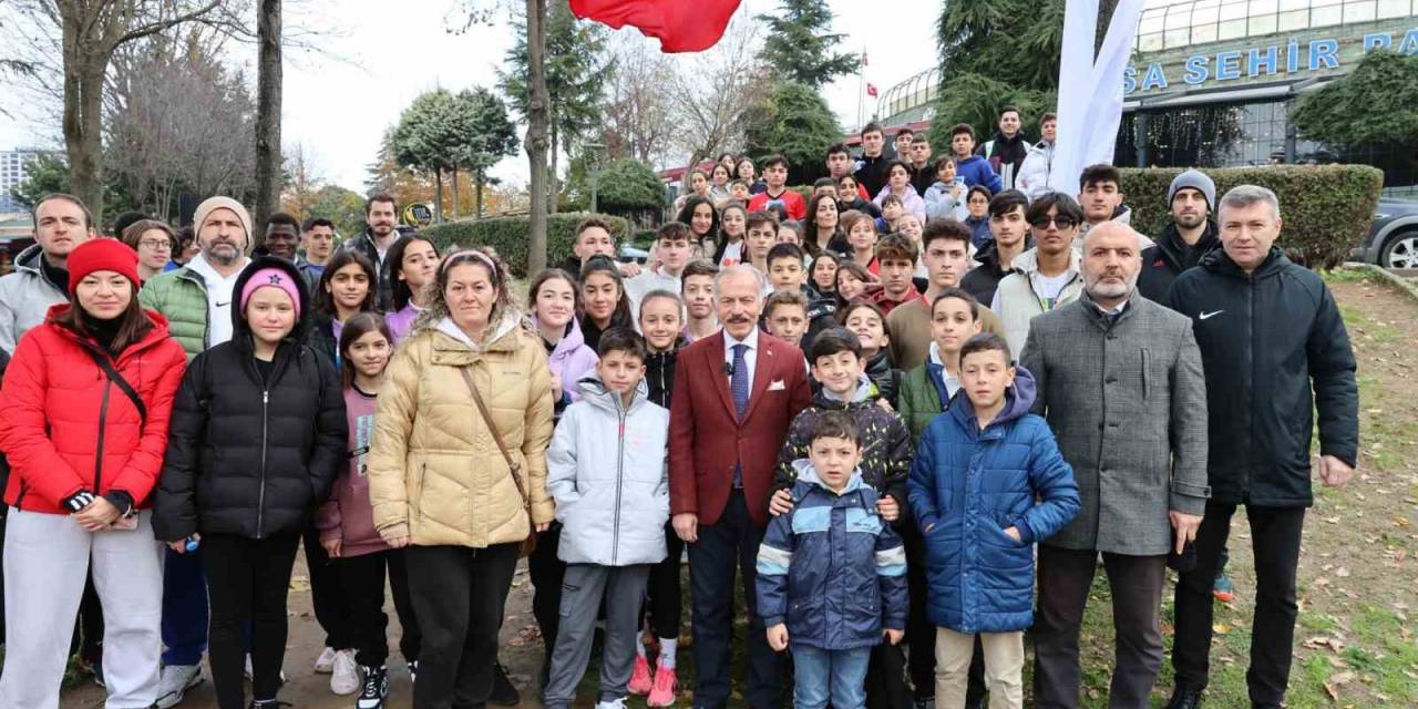 Atatürk Kır Koşusu’nda Ödüller Başkan Atila Aydıner’den