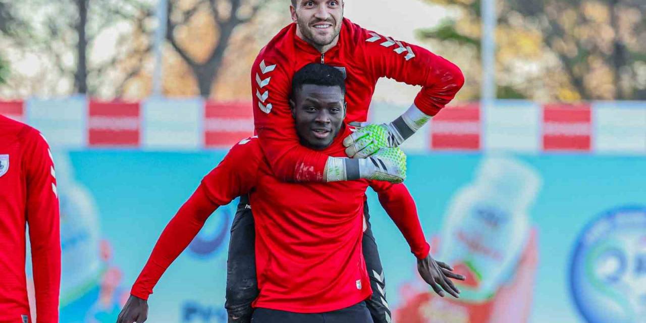 2 Dönem Transfer Yasağı Alan Samsunspor, Kiralık 15 Oyuncusunu Kadroya Çağırabilir