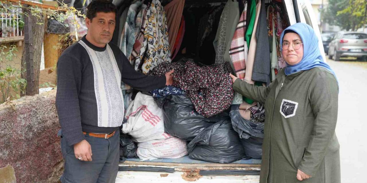 Depremden Etkilenen Karı-koca, Geçimlerini Kendi Yaptıkları El Emeği Ürünlerle Sağlıyor