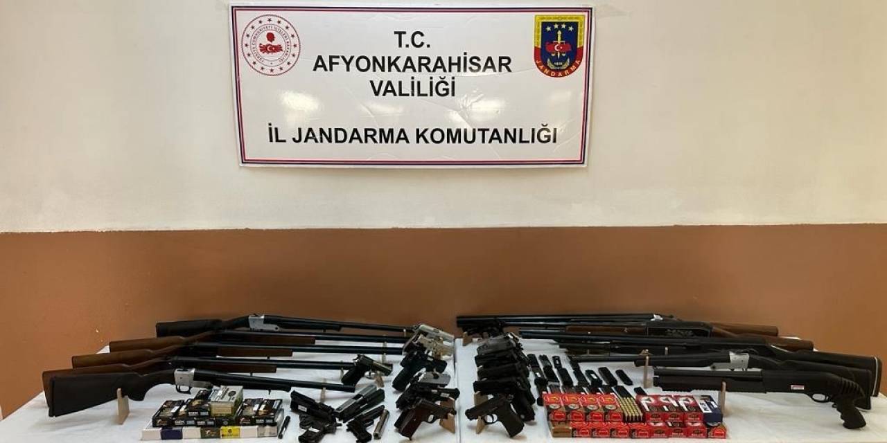 Silah Kaçakçılarına Yönelik Operasyon: 5 Gözaltı