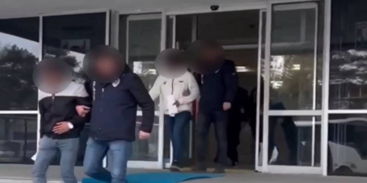 Van’da Sosyal Medya Üzerinde Sporda Şiddet İçerikli Paylaşım Yapan 12 Kişi Gözaltına Alındı