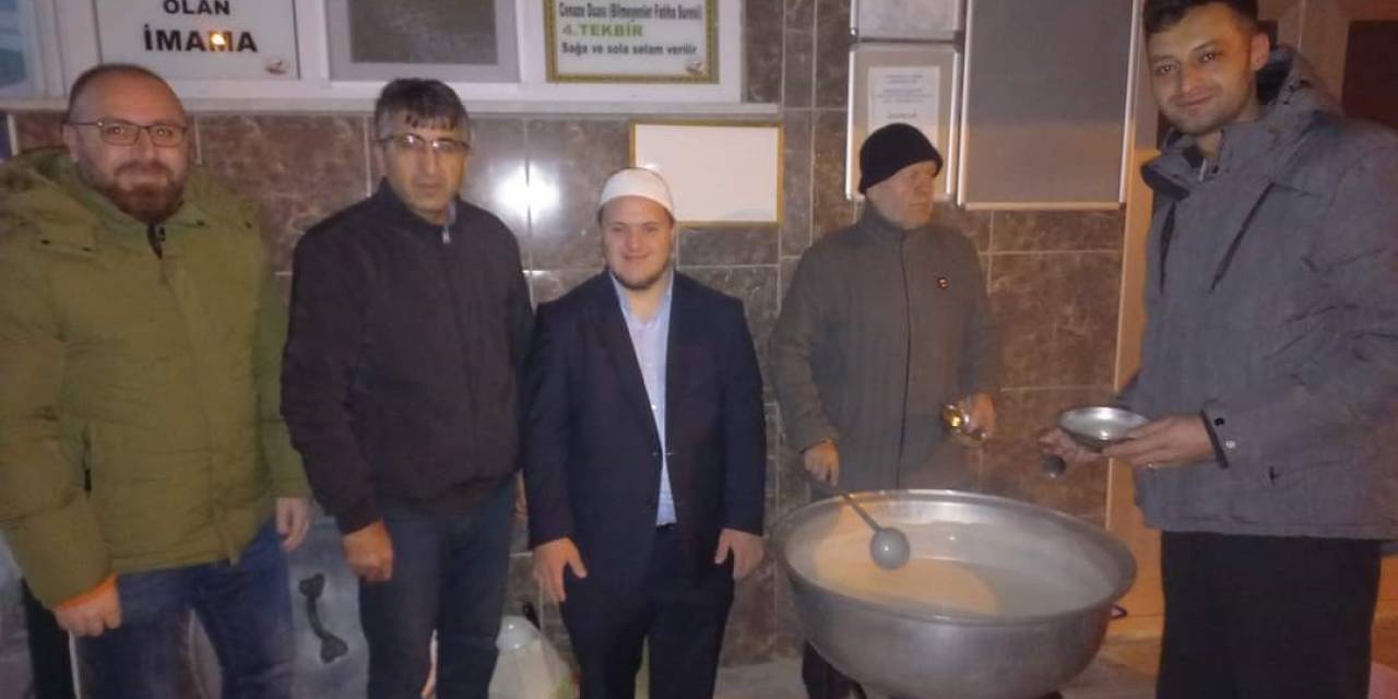 Down Sendromlu Muhtar Adayı Mücahit Kırdaş Her Sabah Camilerde Çorba Dağıtıyor