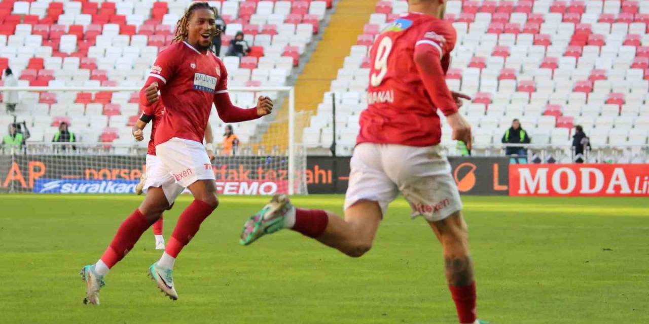 Trendyol Süper Lig: E.y. Sivasspor: 1 - İstanbulspor: 0 (Maç Sonucu)