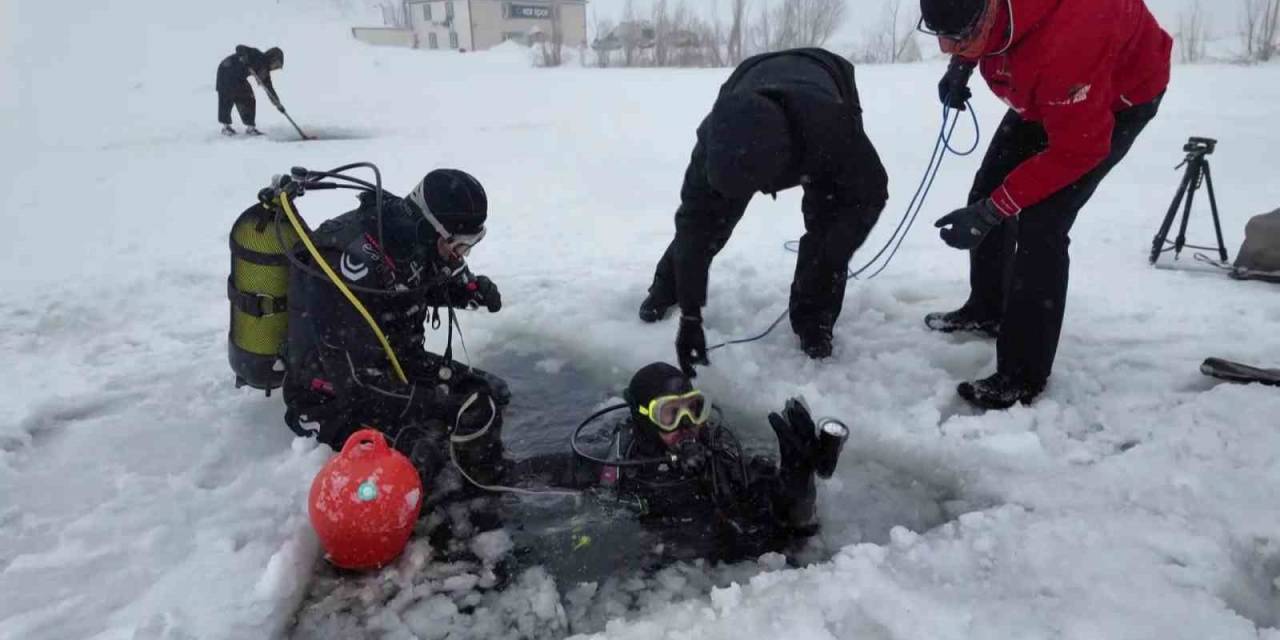 Palandöken Kayak Merkezi’nde Yüksek İrtifa Buz Altı Dalışı