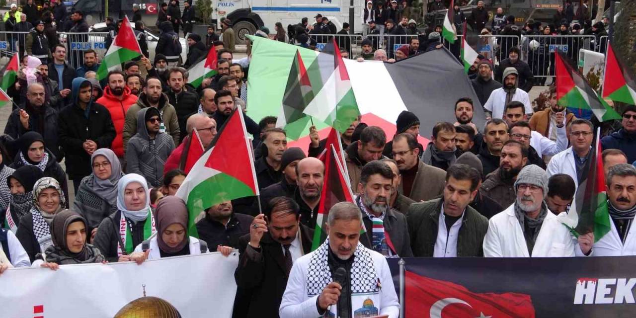 Van’daki Sağlık Çalışanlarından ’sessiz Yürüyüş’