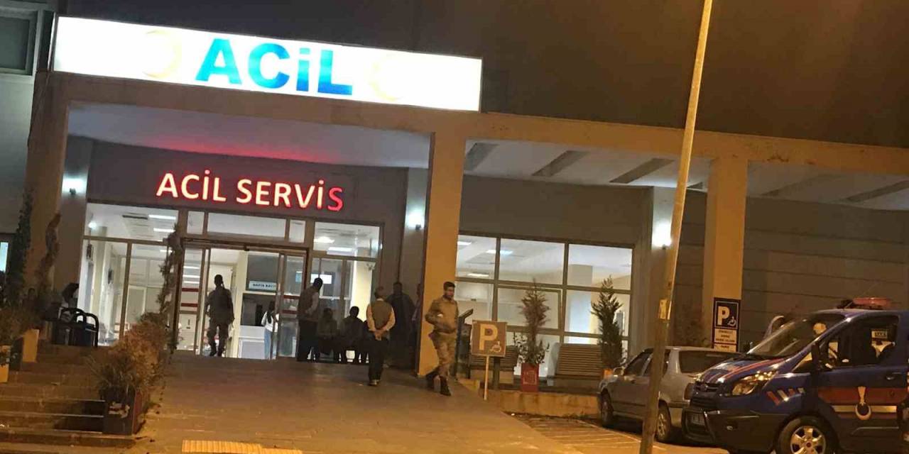 Siverek’te Otomobil İle Tır Çarpıştı: 3 Yaralı