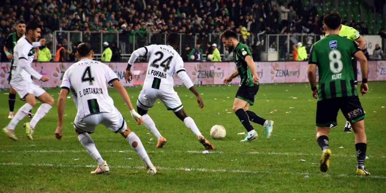 Trendyol 1. Lig: Sakaryaspor: 3 - Kocaelispor: 1