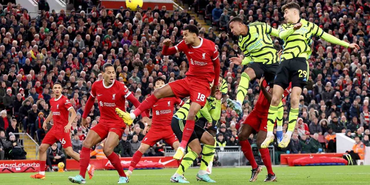 Arsenal, Liverpool Deplasmanında Liderliğini Sürdürdü