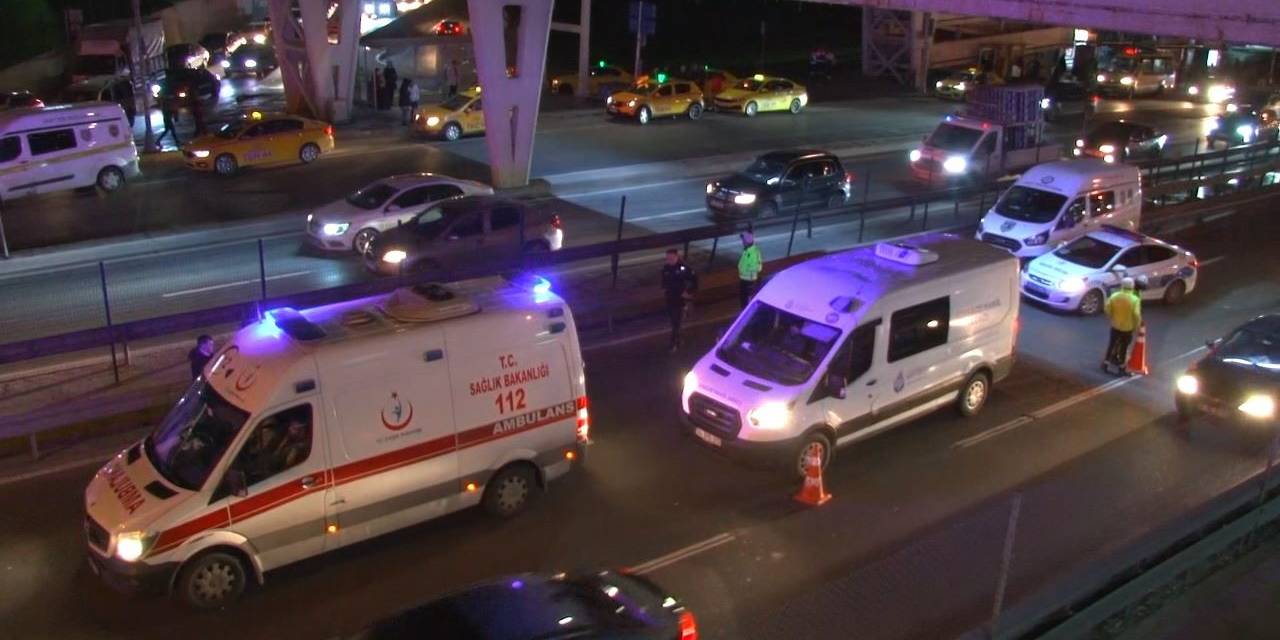 Üst Geçitten Atlayan Kadın Hayatını Kaybetti