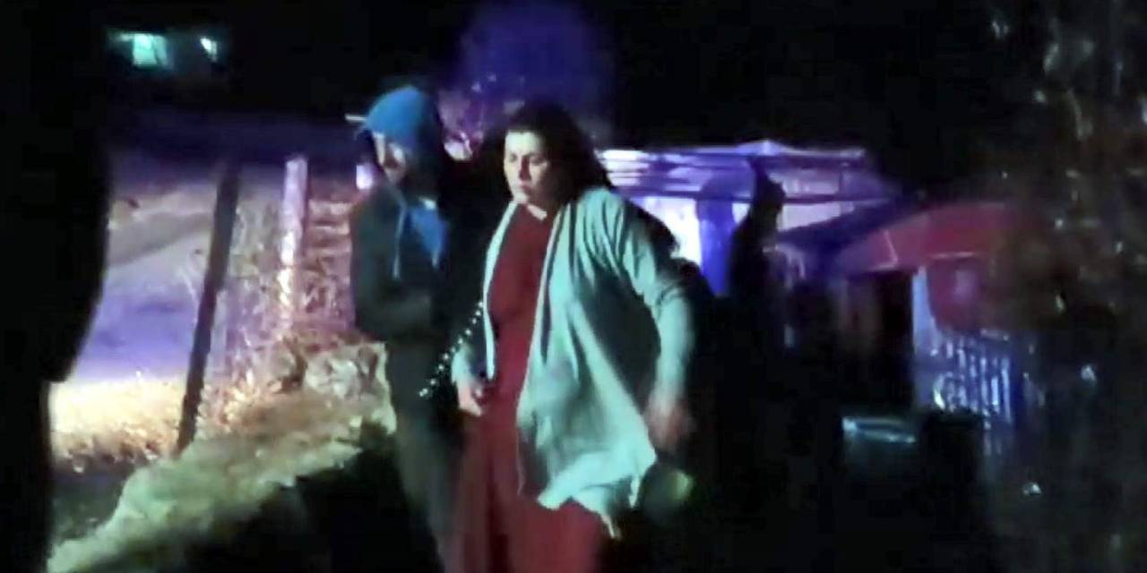 Kardan Yolu Kapanan Köyde Sancısı Tutan Hamile Kadın 3 Saatlik Çalışmaya Hastaneye Yetiştirildi