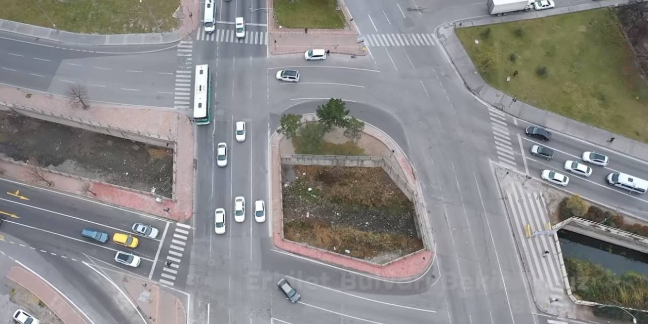 Büyükşehir Trafiği Rahatlatmak İçin Çalışıyor