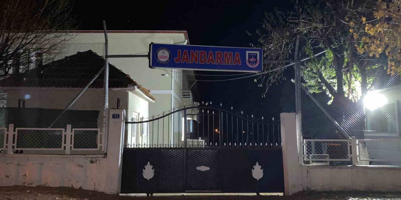 Konya’da Kesinleşmiş Hapis Cezası Bulunan Şahsı Jandarma Yakaladı