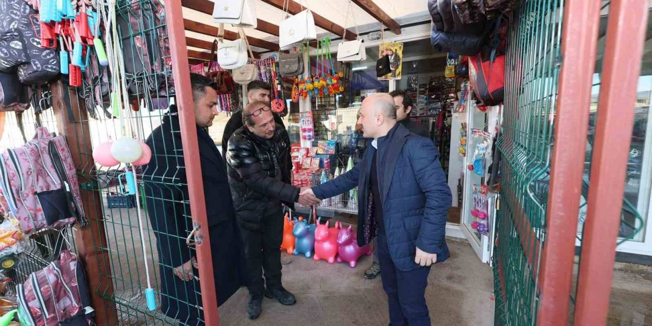 Vali Varol, Konteyner Esnafıyla Bir Araya Geldi