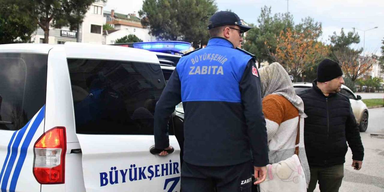 Dilencinin Üzerinden Çıkan Altınlar Pes Dedirtti