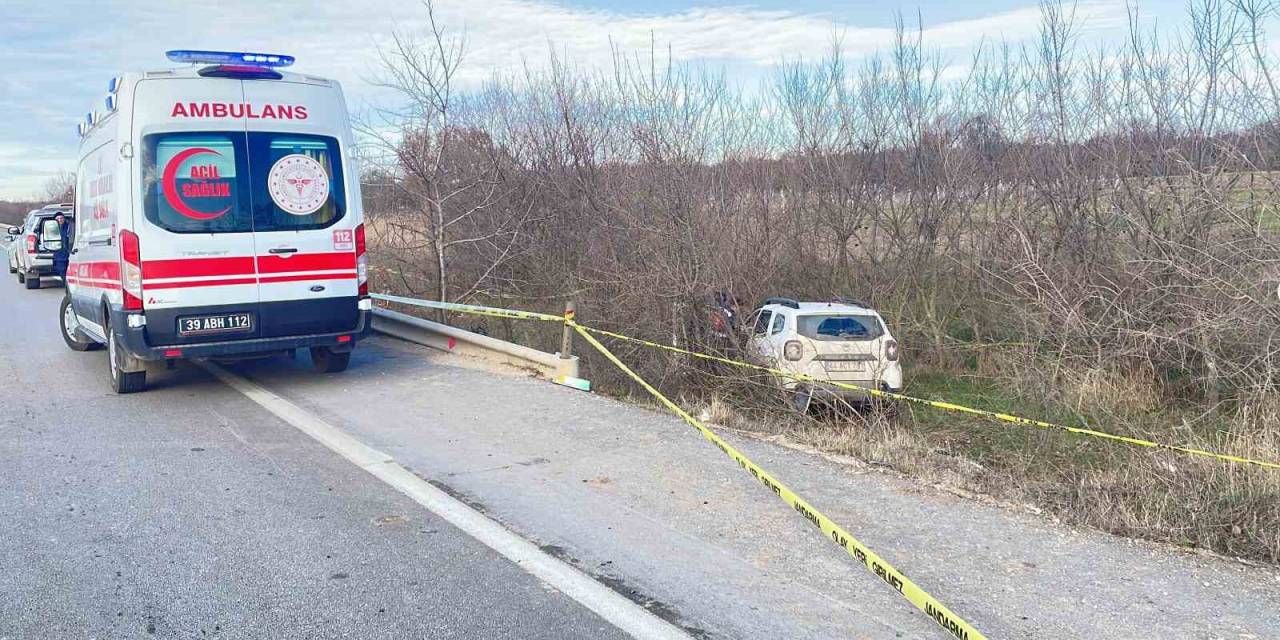 Hafif Ticari Araç Yayalara Çarptı: 2 Ölü