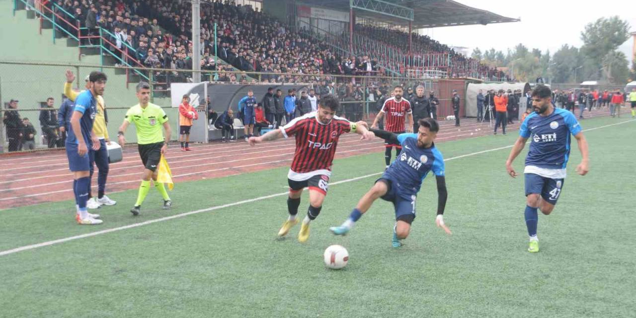 Şırnak Petrolspor, Mazıdağı Fosfatspor İle Golsüz Berabere Kaldı