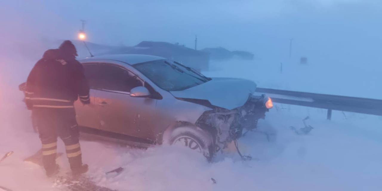 Kars’ta Trafik Kazası: 1 Ölü, 6 Yaralı