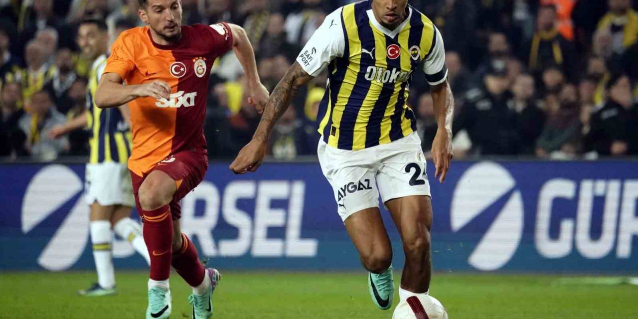 Trendyol Süper Lig: Fenerbahçe: 0 - Galatasaray: 0 (Maç Sonucu)