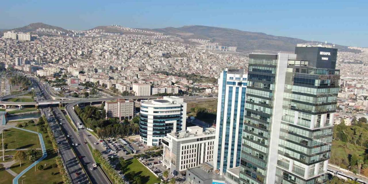 "Çok Ciddi Problemle Karşı Karşıyayız" Diyerek Uzmanlar İzmir’i Uyardı