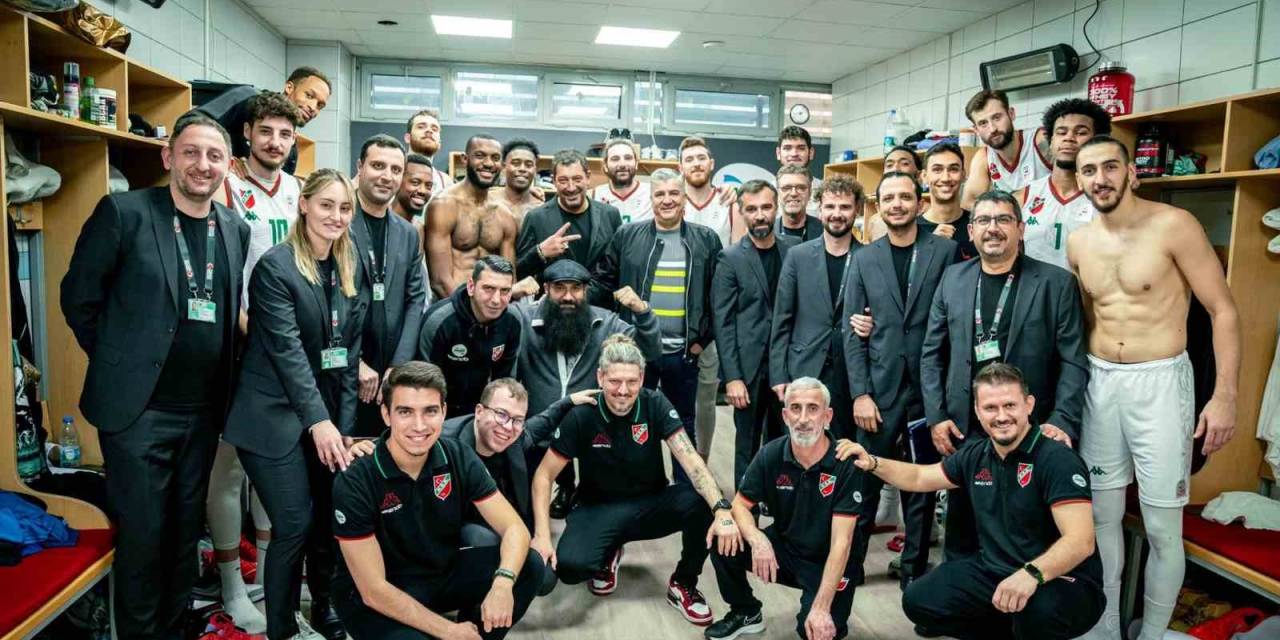 P. Karşıyaka Üst Üste 8. Galibiyetini Aldı