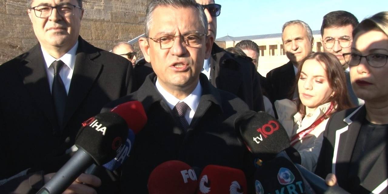 Chp Lideri Özel: “Şehide Yeterli Saygının Gösterilememesi Noktasında Bütün Yaşananlardan Dolayı Biz Özürlerimizi İlettik”