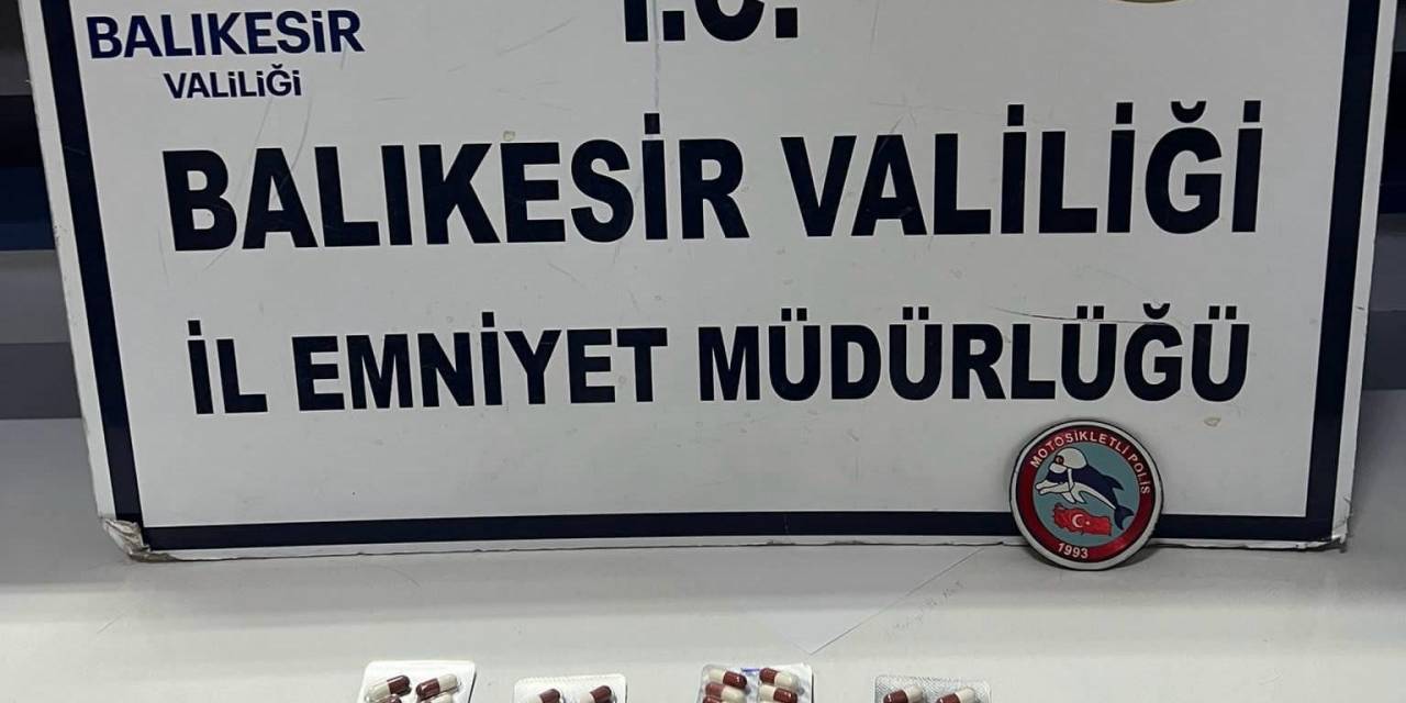 Montunun Cebinde 54 Adet Uyuşturucu Hap Ele Geçirildi
