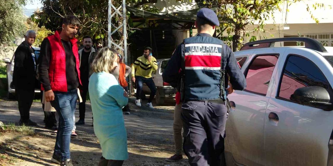 Arkadaşını Öldürdüğünü İtiraf Eden Katilin Evinden Olayda Kullandığı Silah Çıktı