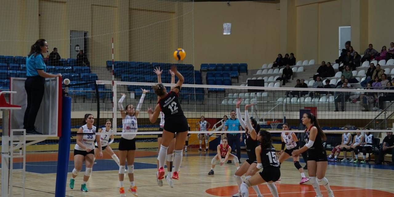Tvf Kadınlar 2. Lig:bilecik Belediyesi Voleybol Spor Kulübü: 3 -düzce Voleybol Takımı:0